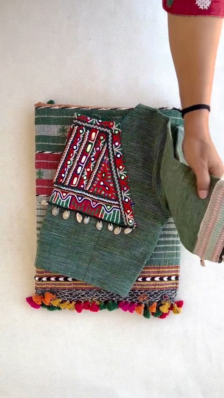 Multicolor Kutch Bhujodi Weave Handloom Cotton Stole - Image 2