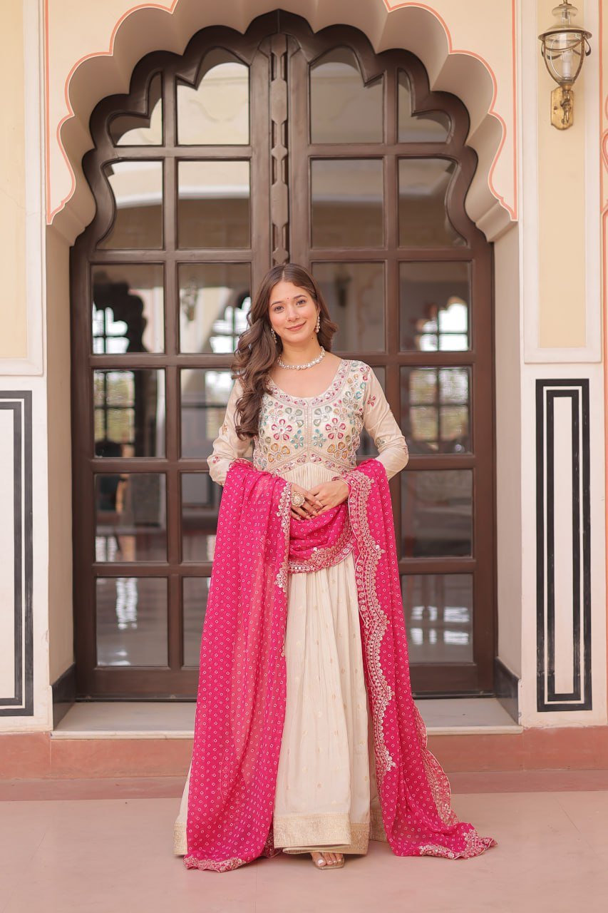 Gorgeous Off White Gown With Pink Dupatta - Image 3