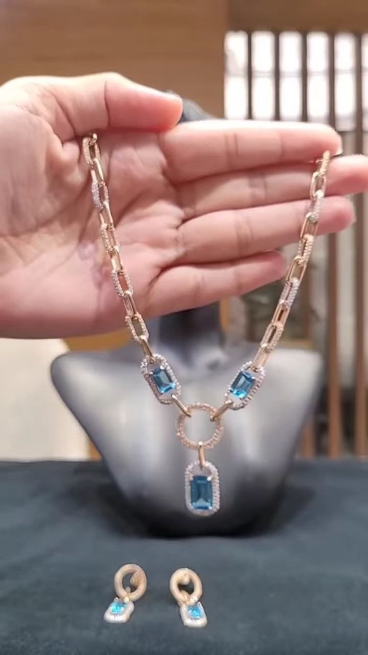 Rose Gold Stone-Studded Designer Necklace Set with Matching Earrings - Image 4