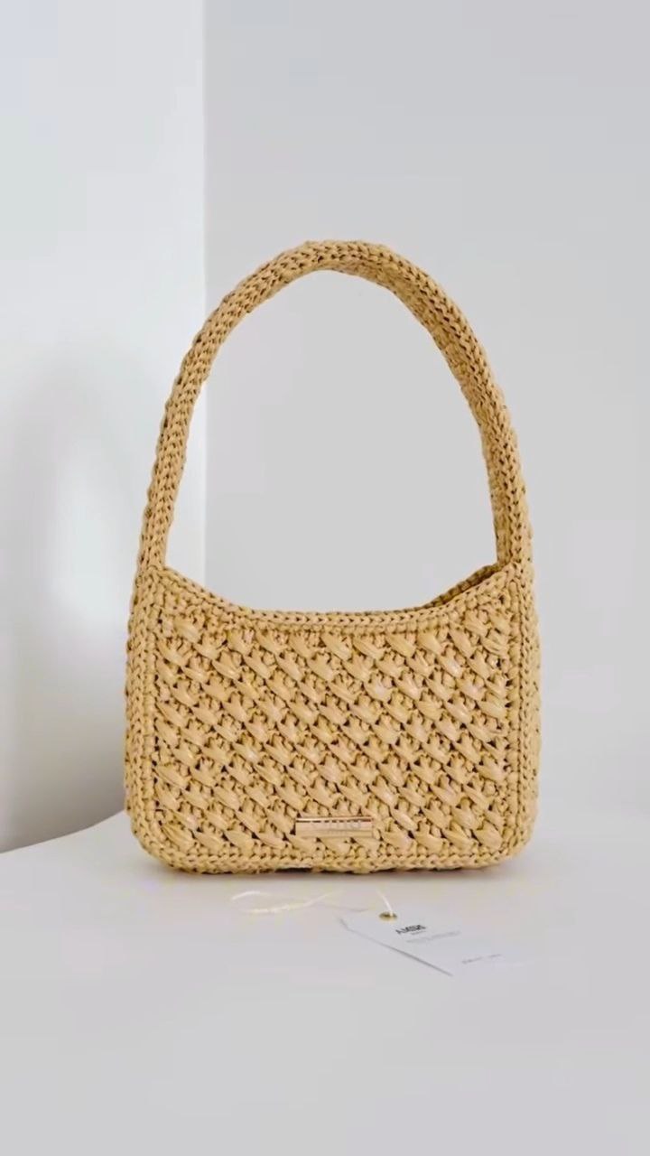 Woven Natural Straw Shoulder Bag