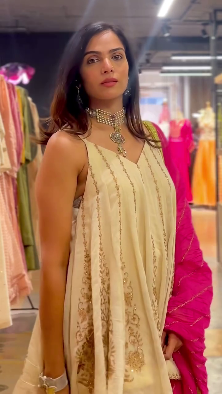 Cream & Pink Festive Sharara Set - Image 2